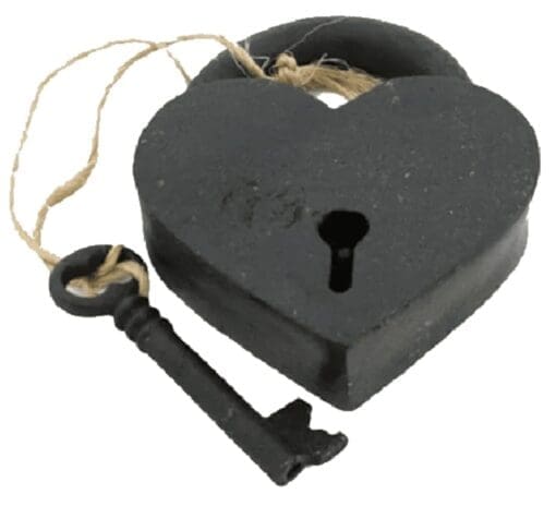 HEART SHAPED CAST IRON PAD LOCK IN BLACK HA-1582-2